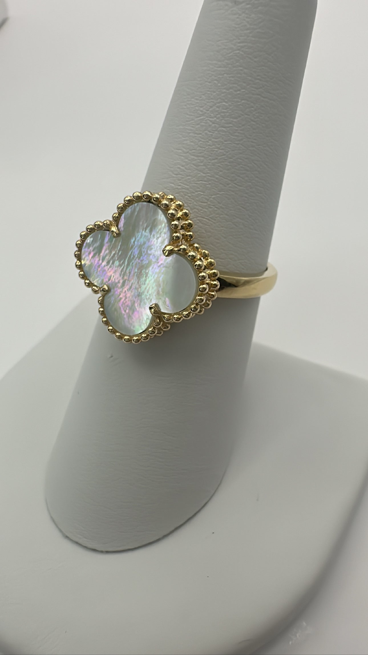Women white clover ring