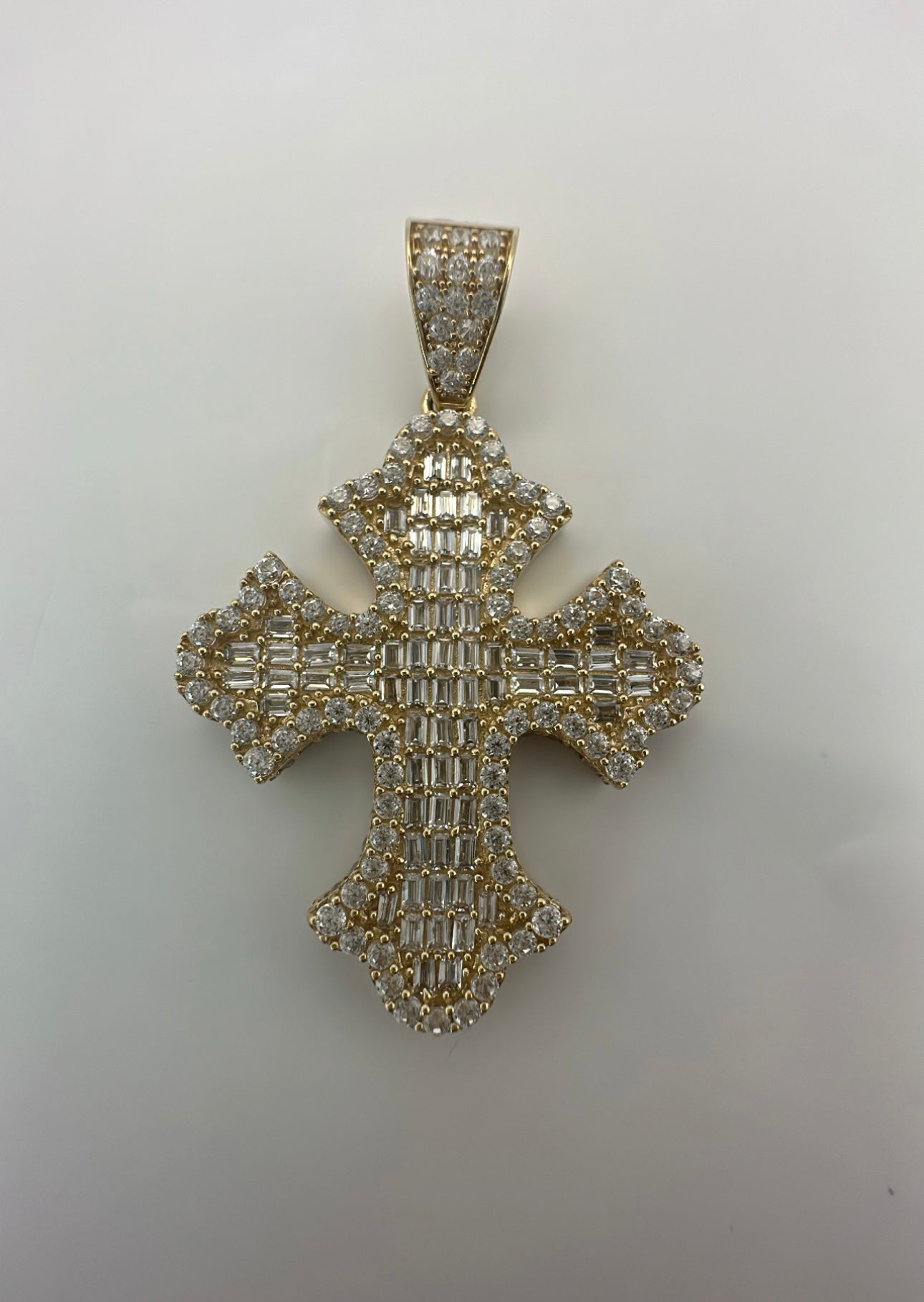 Cross pendant full CZ