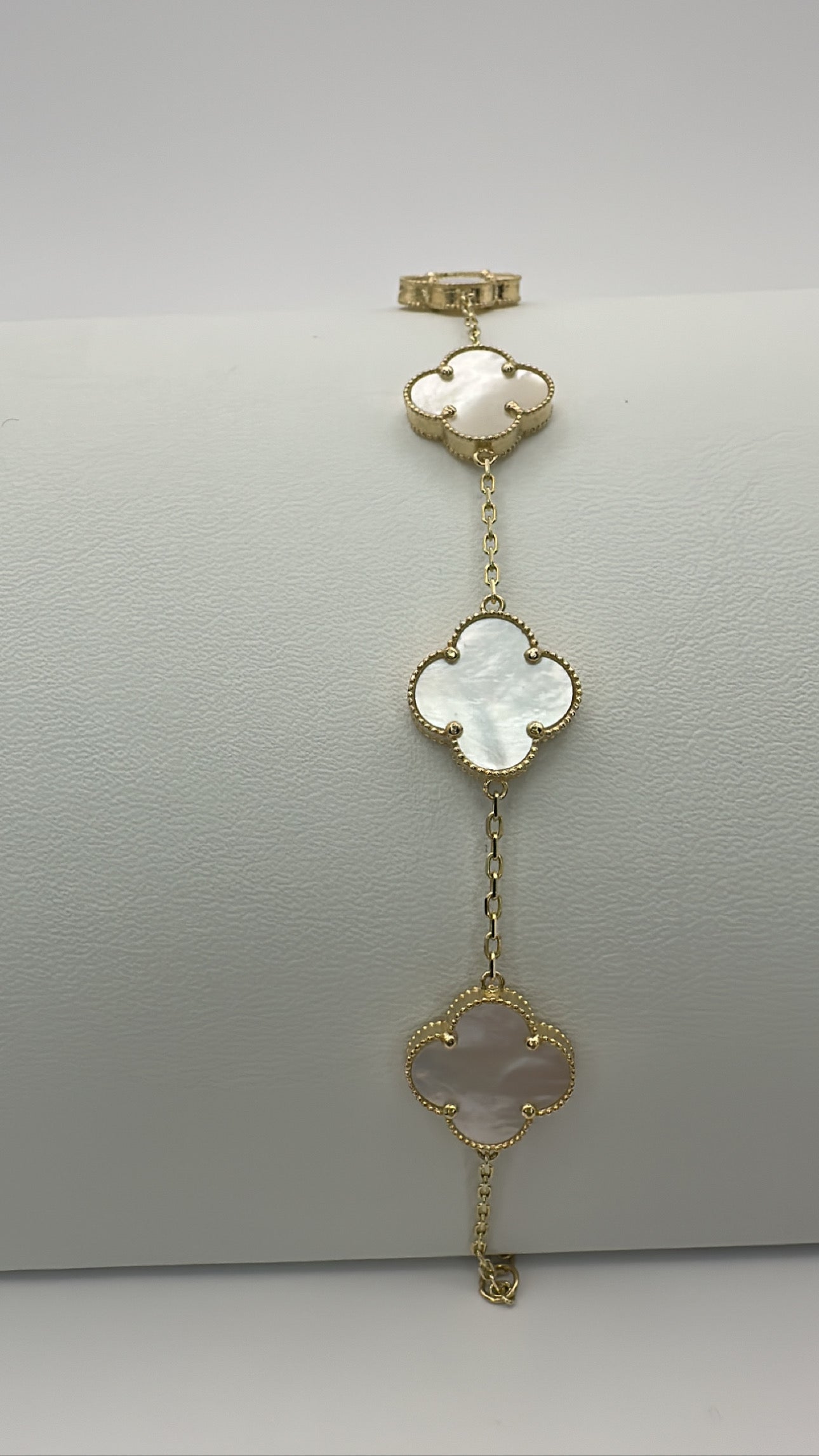 14K Clover bracelet white